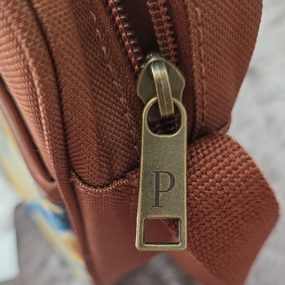 Pendleton Crossbody Bag with Blue and Yellow Geometric Design Travel - Picture 7 of 13